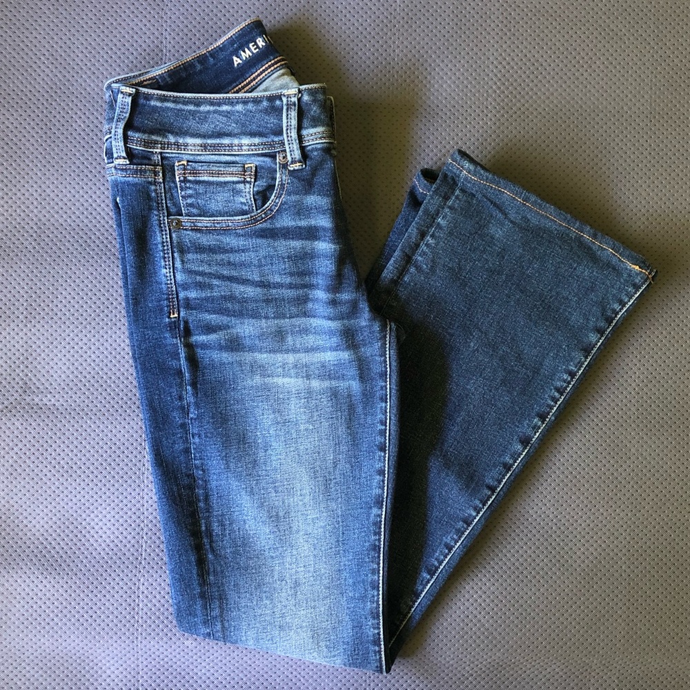 American Eagle Super Stretch Kick Bootcut Jeans